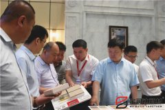 寶豐縣縣委書記、縣長許紅兵率考察團蒞臨寶潤達參觀調研